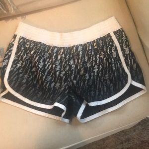 Nike running short